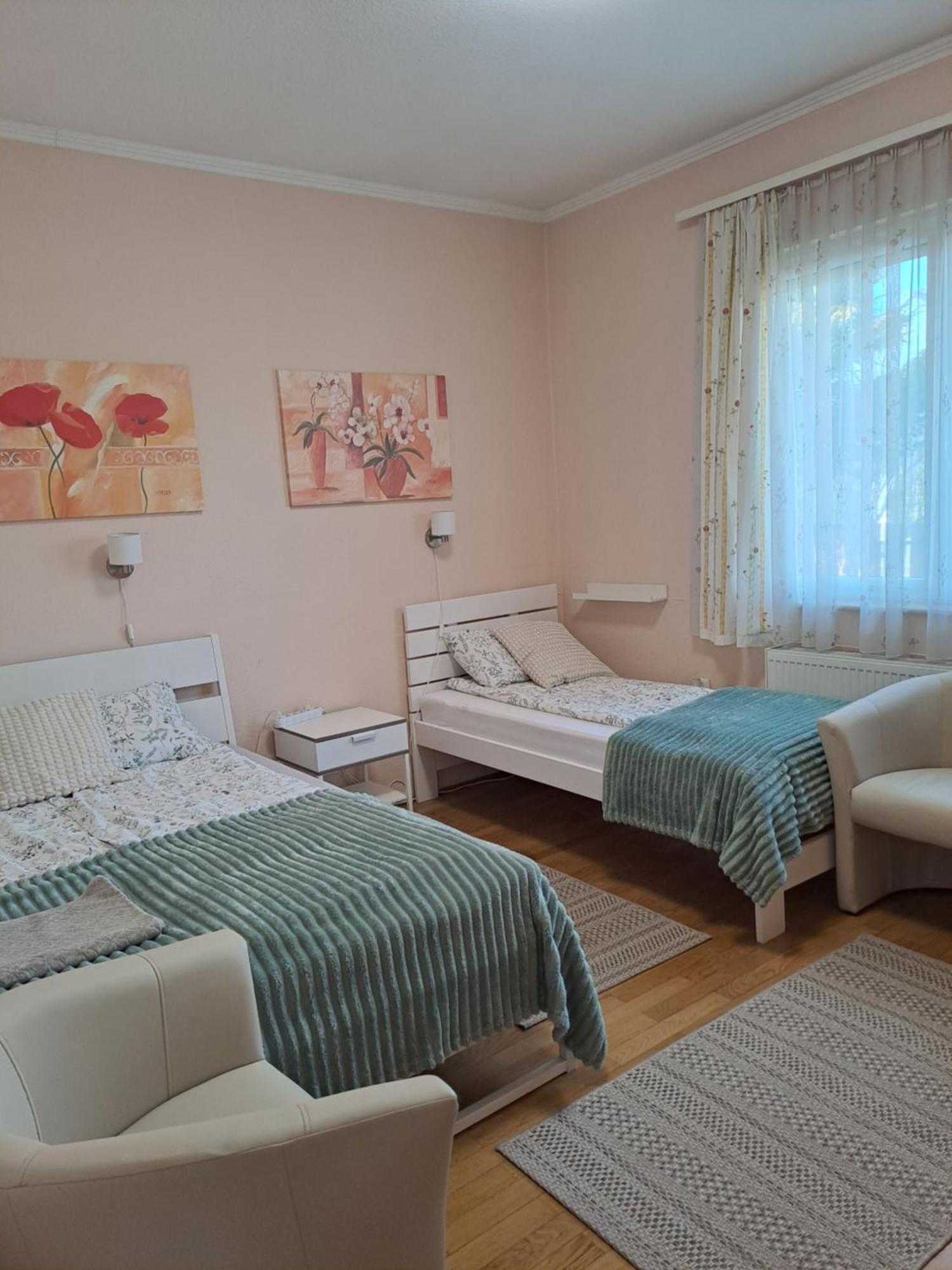 Lena Apartment - Lena Two Bedroom Apartment 베체스 외부 사진
